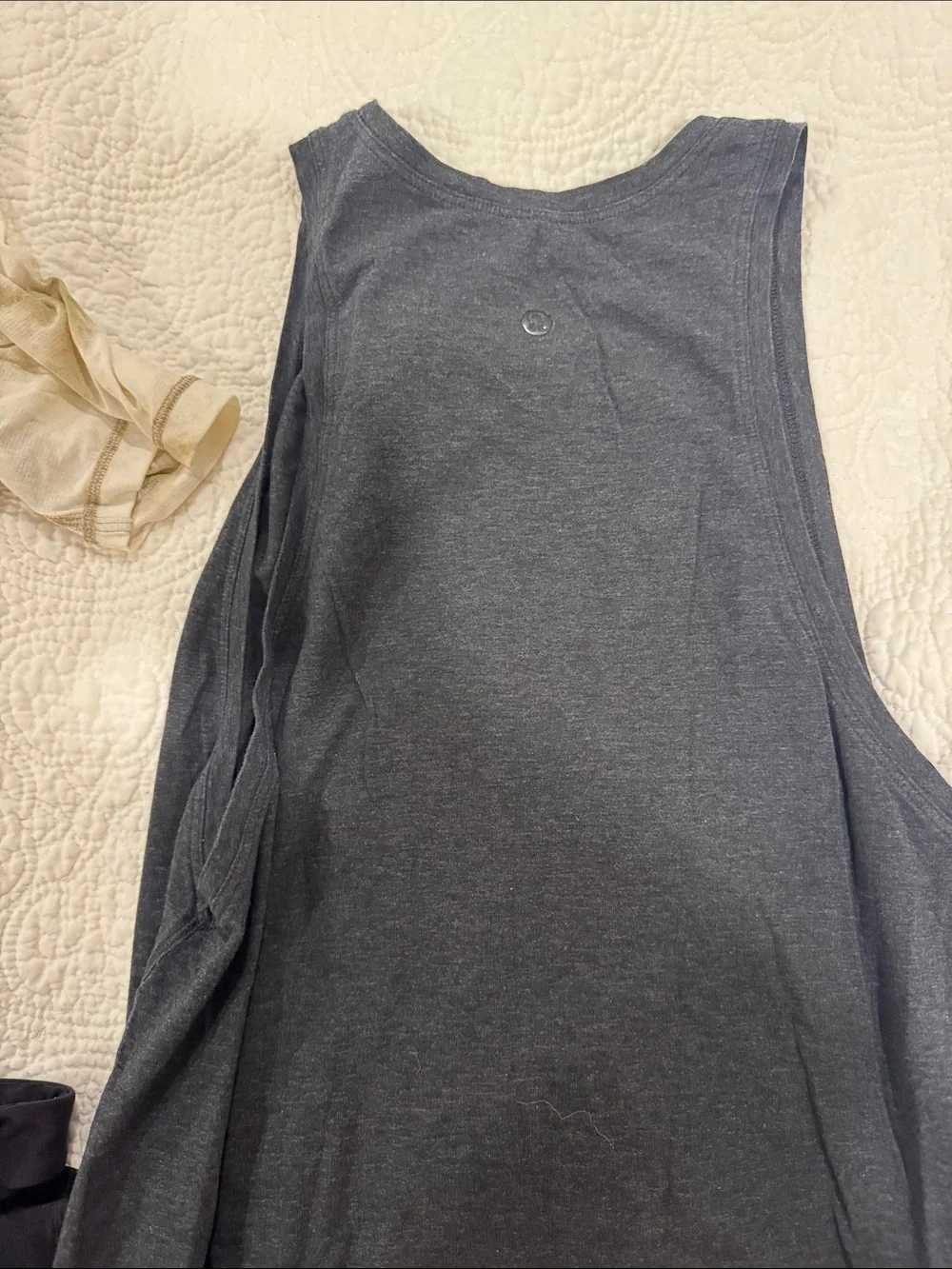Vuori Black Cropped Tank with Neutral Tie-Dye Top and Charcoal Tank